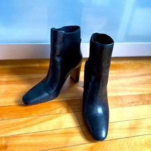 Vince Camuto leather ankle bootie